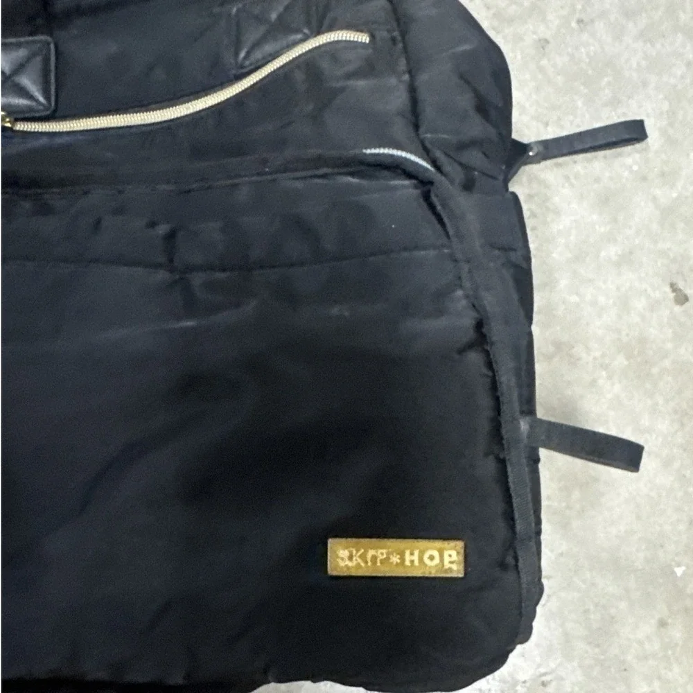 Skip Hop Mainframe Wide Open‎ Diaper Backpack Large Black Solid Nylon